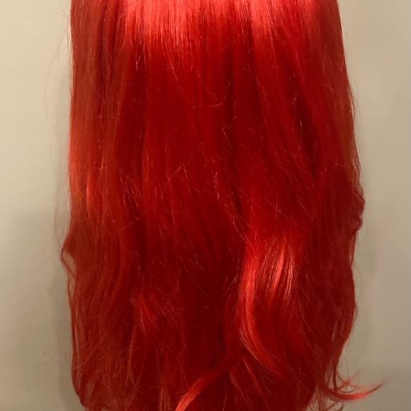 SOLD! Poison Ivy Halloween Wig - Picture 3 of 3